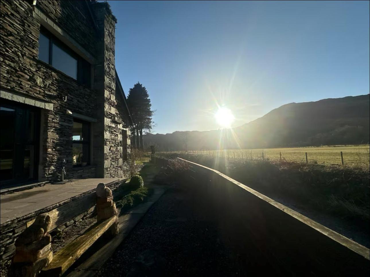 Bridge House Hotel & Silver Howe View Cottage Грасмиър Екстериор снимка